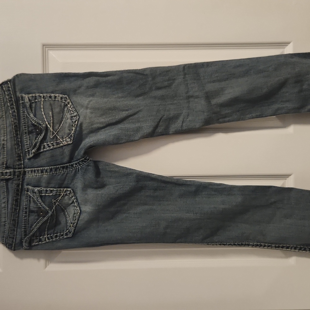 Silver Jeans - Picture 5 of 6